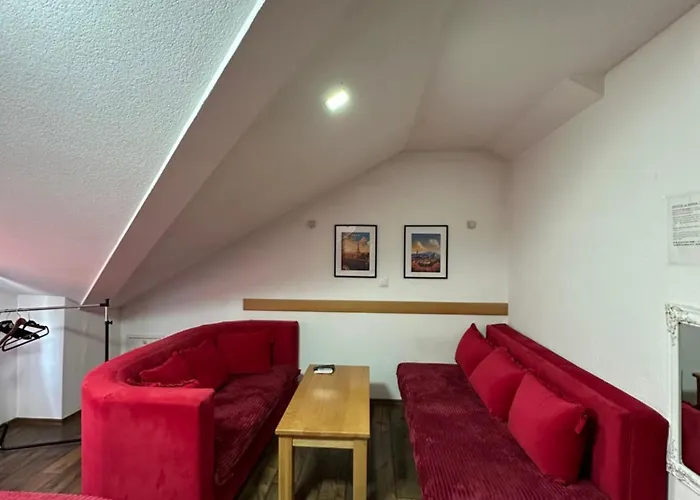 Prenociste Samir Fogadó *